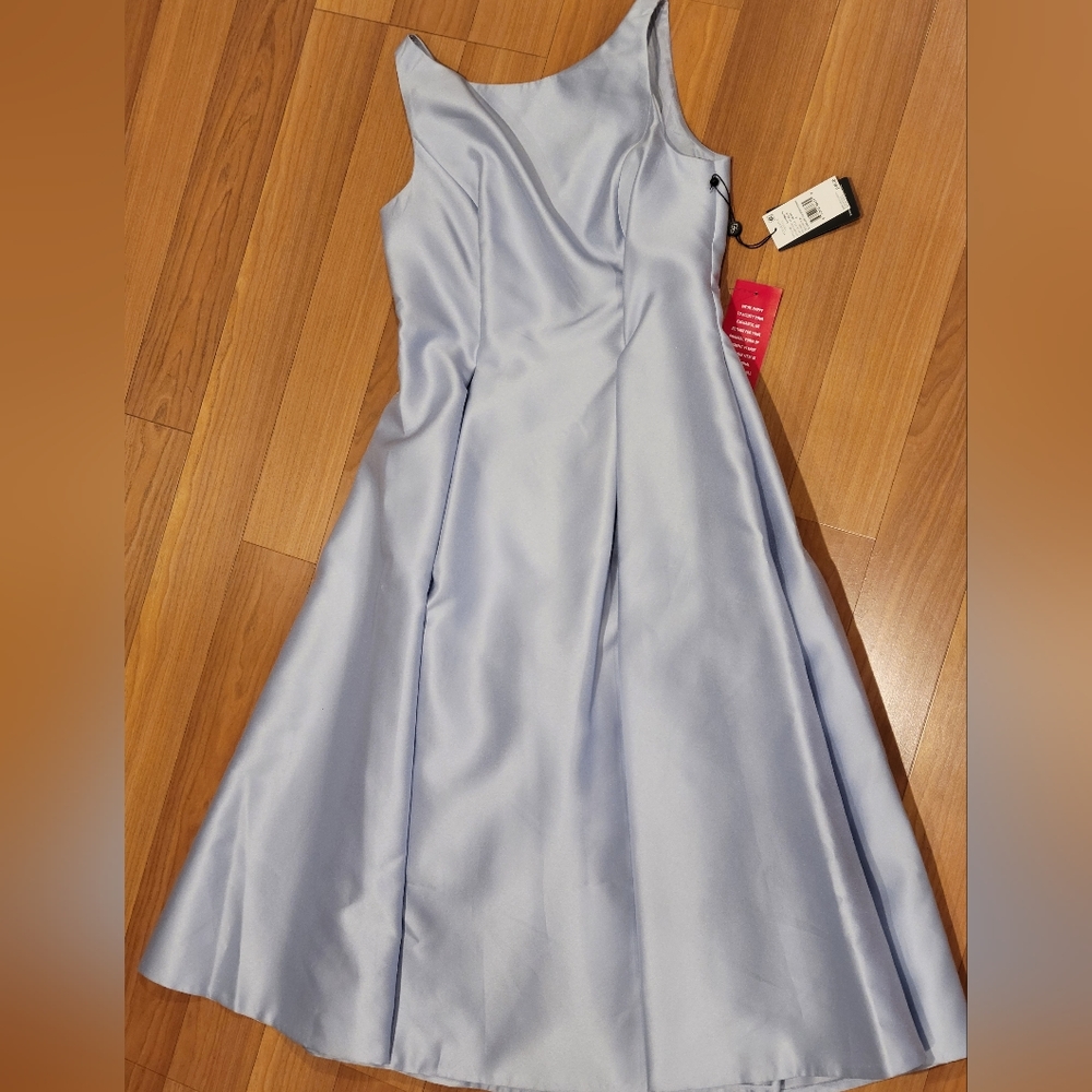 Adrianna PapellBoat Neck Sleeveless A-Line Taffeta Dress light blue